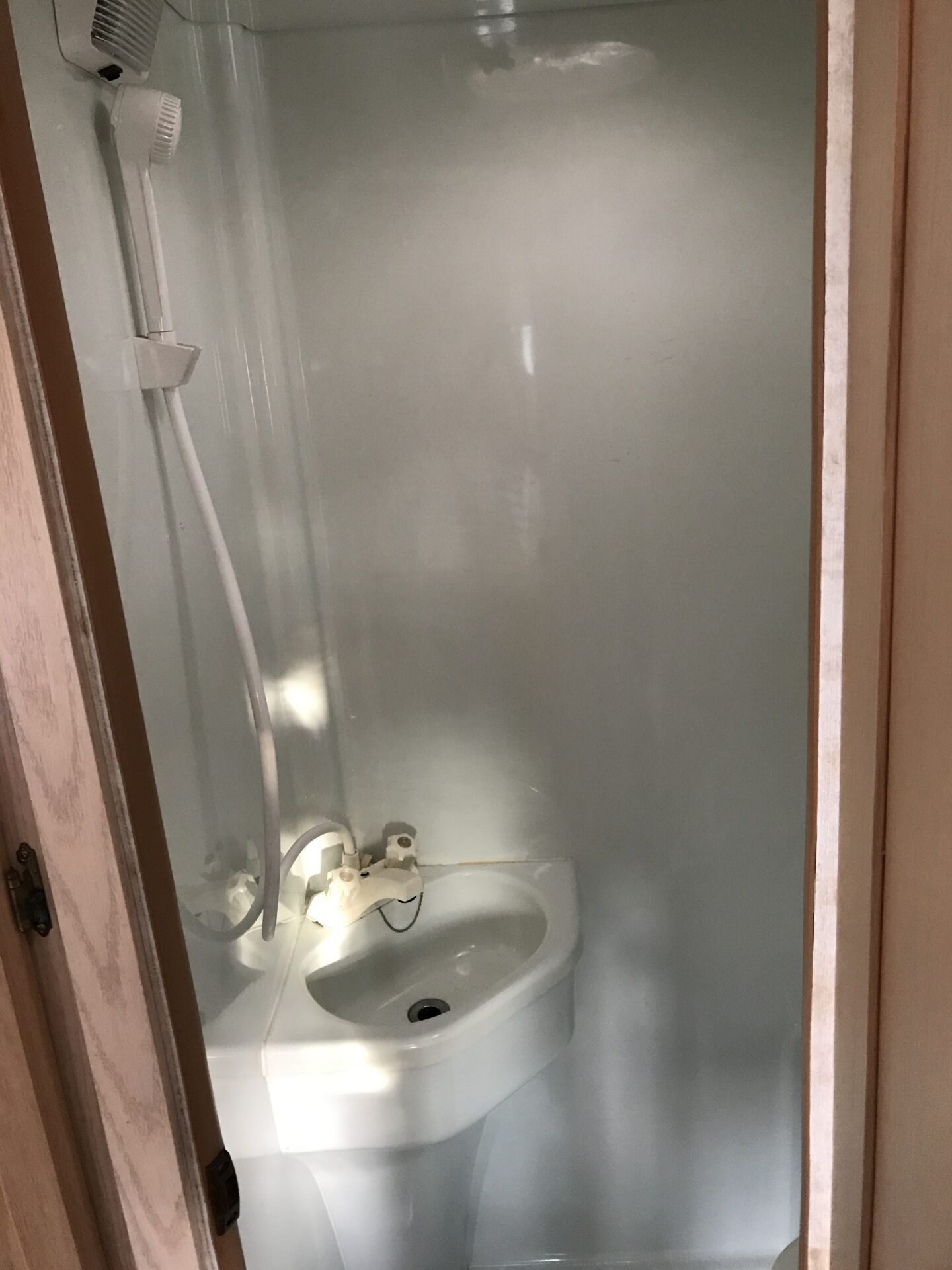 トイレとシャワー